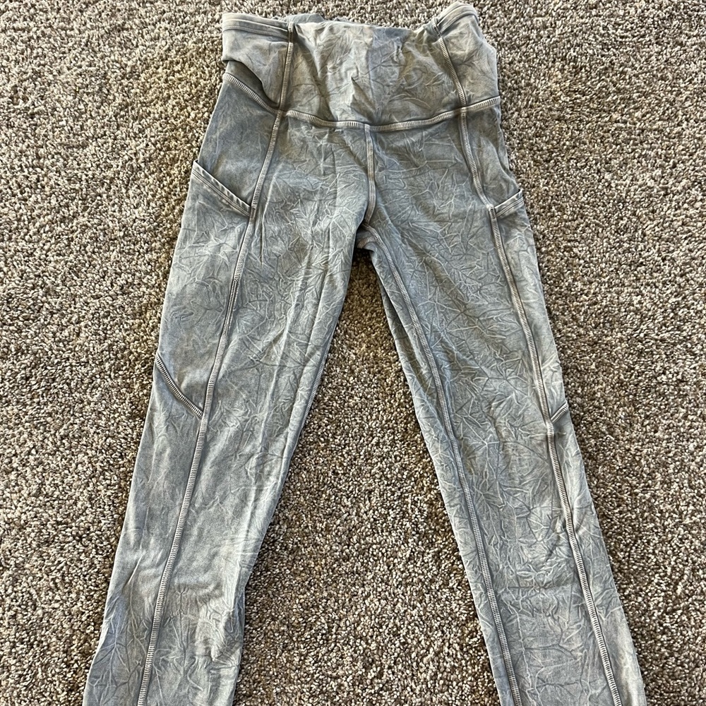Lululemon Fast & Free Leggings 25” Size 4